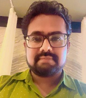 Buddhist Finance Professional Groom