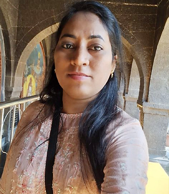 Buddhist Finance Professional Bride