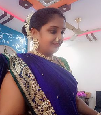 Buddhist Commerce Graduate Bride